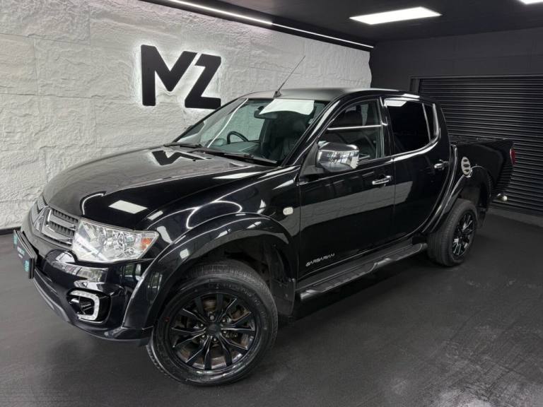 2015 Mitsubishi L200 Double Cab DI-D Barbarian Black 4WD 176Bhp PICK UP DIESEL Manual