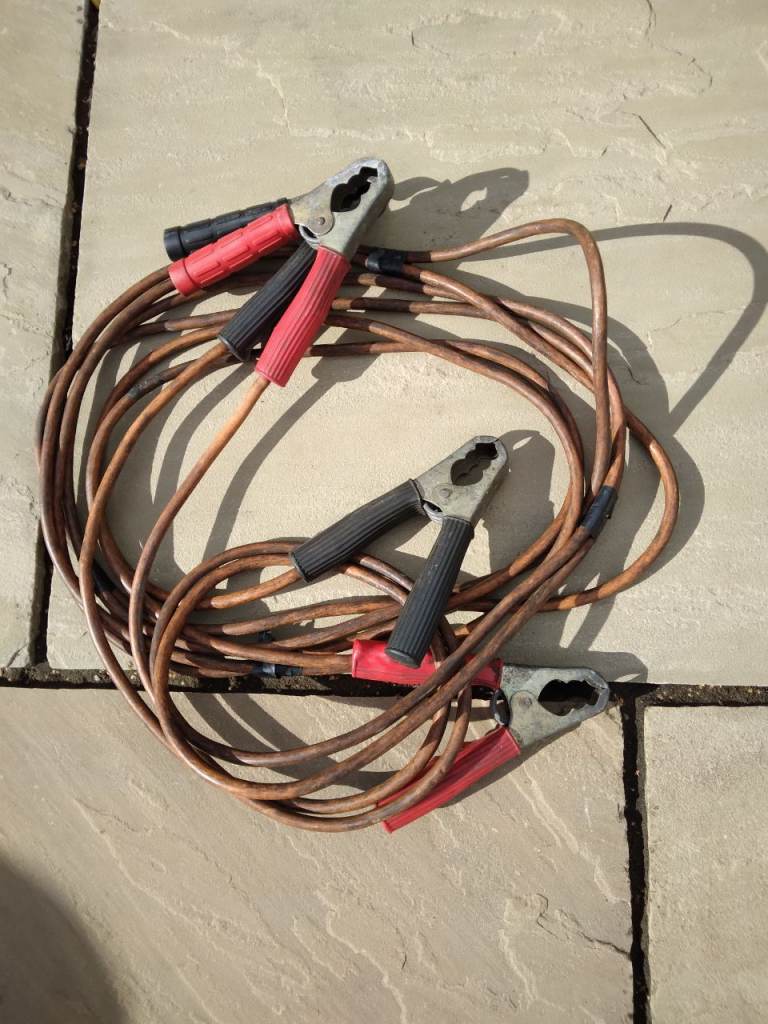 Car or commercial 12 or 24 volt 16 ft long jump leads only £15