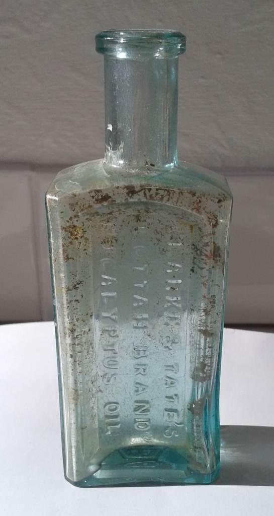 EUCALYPTUS OIL CLARKE & TATE`S “LOTTAH BRAND” BOTTLE