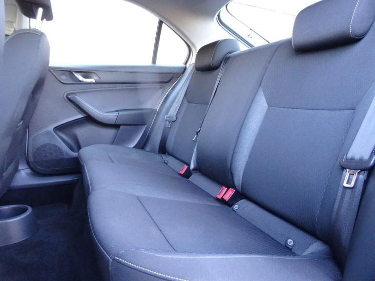 2015 Skoda Rapid 1.4 TSI 125 SE 5dr DSG Automatic **LOW MILEAGE*ONLY 22000 MILES FROM NEW** HATCH...