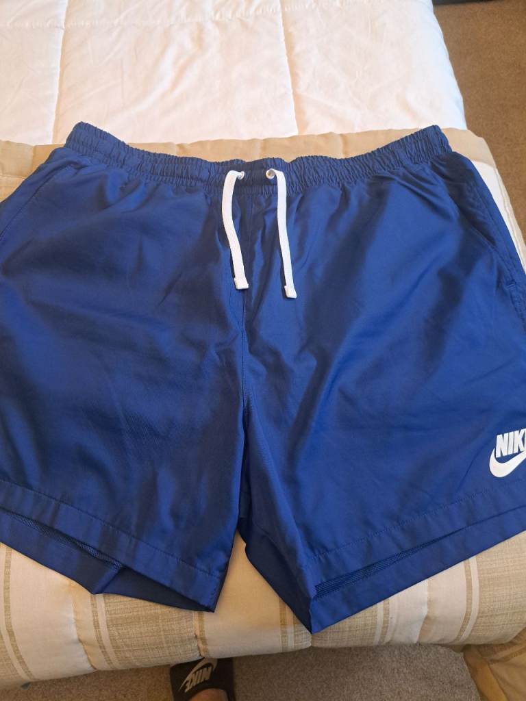 Nike mens navy blue shorts 