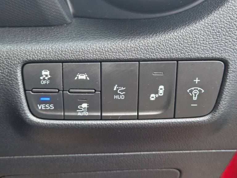 2019 Hyundai KONA 64kWh Premium SE SUV 5dr Electric Auto (7kW Charger) (204 ps) HATCHBACK ELECTRI...