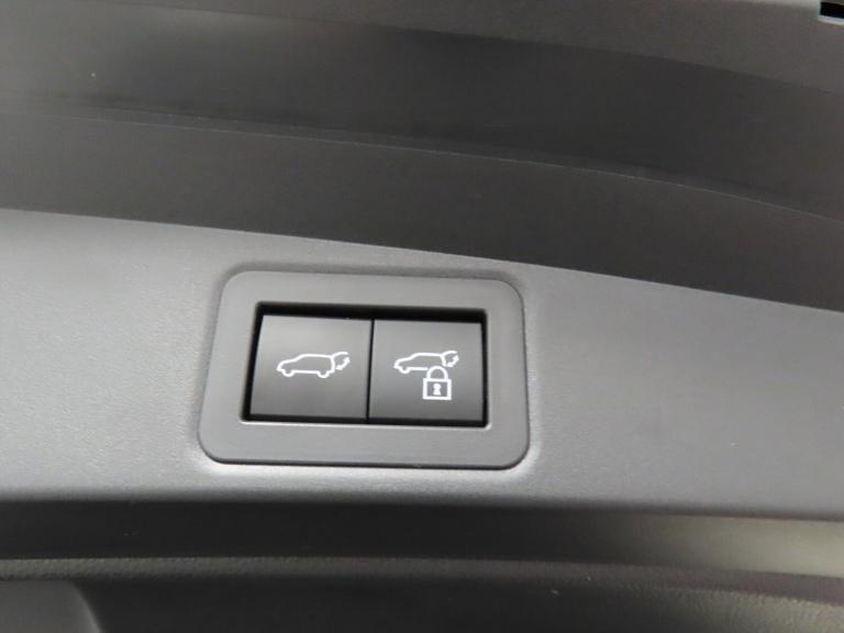 2023 Toyota Corolla 2.0 Hybrid GR Sport 5dr CVT Estate Hybrid Automatic