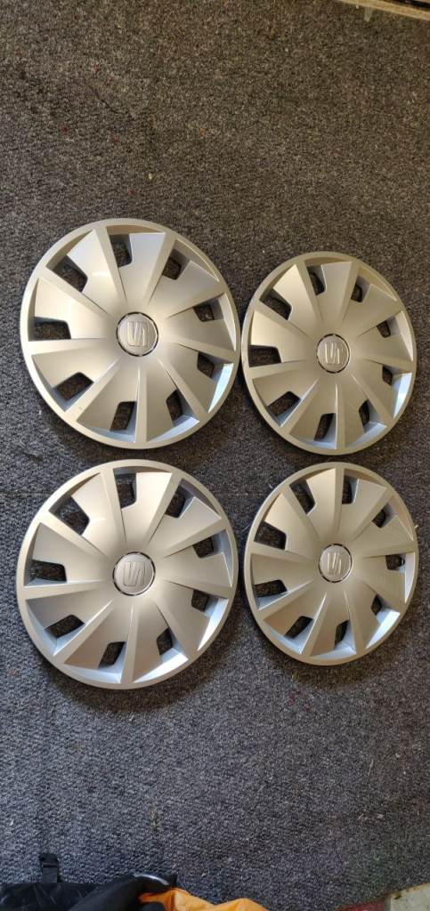 Seat 15" genuine wheel trims (set of 4)