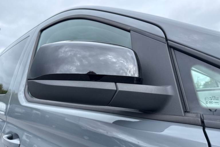 2024 Volkswagen Caddy Maxi 2.0 TDI 122 Life 5dr DSG Van DIESEL Automatic