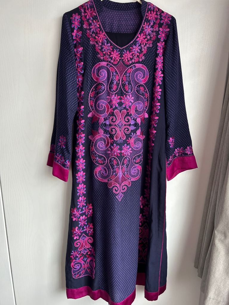 Women’s Indian Suit/Outfit