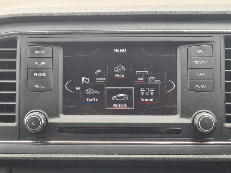 2015 SEAT Leon 1.8 TSI FR Sport Tourer Euro 6 (s/s) 5dr ESTATE Petrol Manual