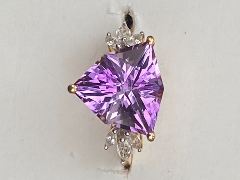 New stunningly beautiful ‘Alpine cut’ Moroccan Amethyst ring, in 9k Gold.