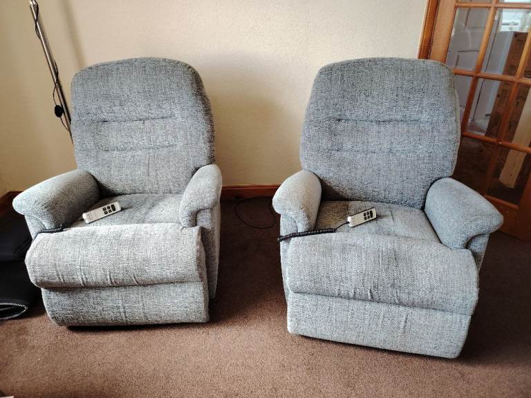 Riser and Lift Recliners 