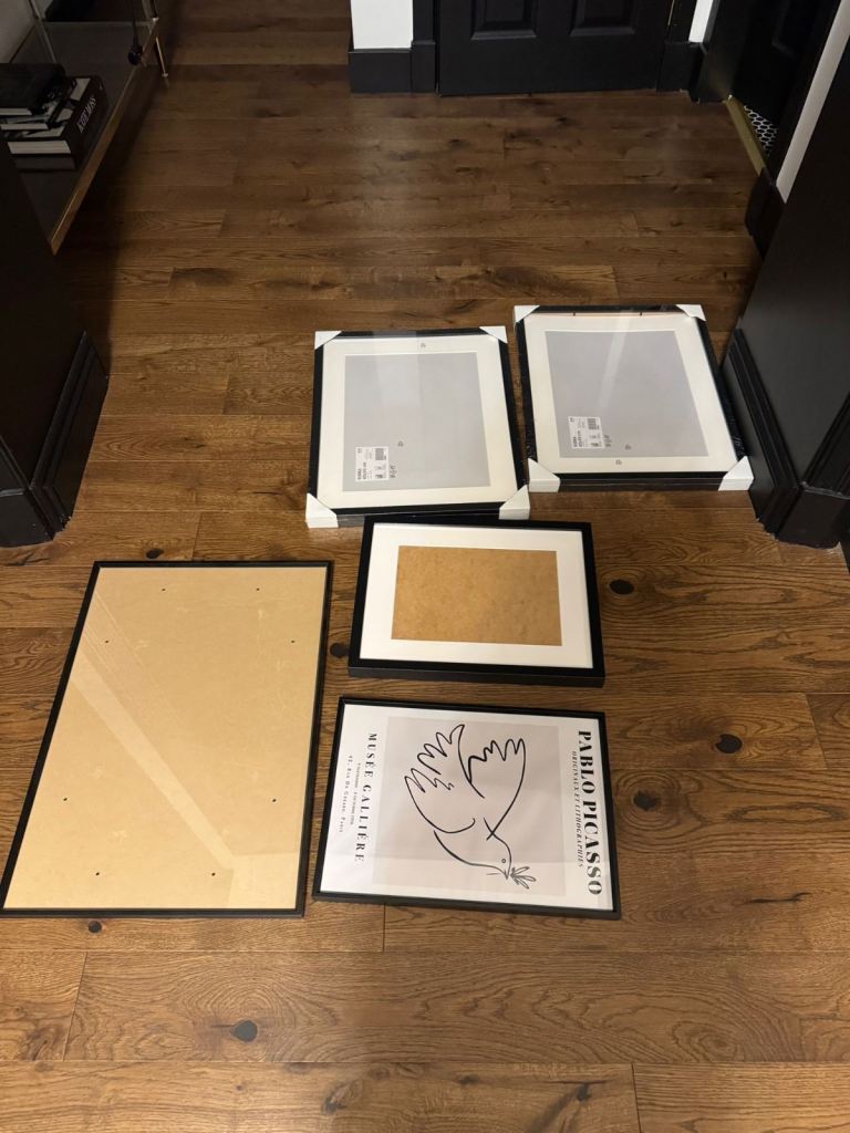 image for Mixture of 5x picture frames