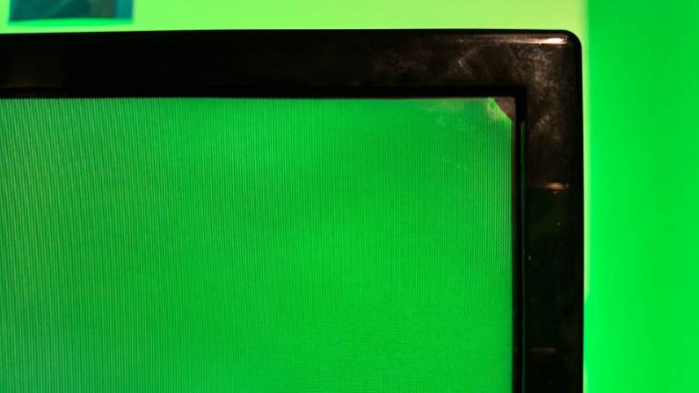 32"Polaroid TV (Slightly broken)