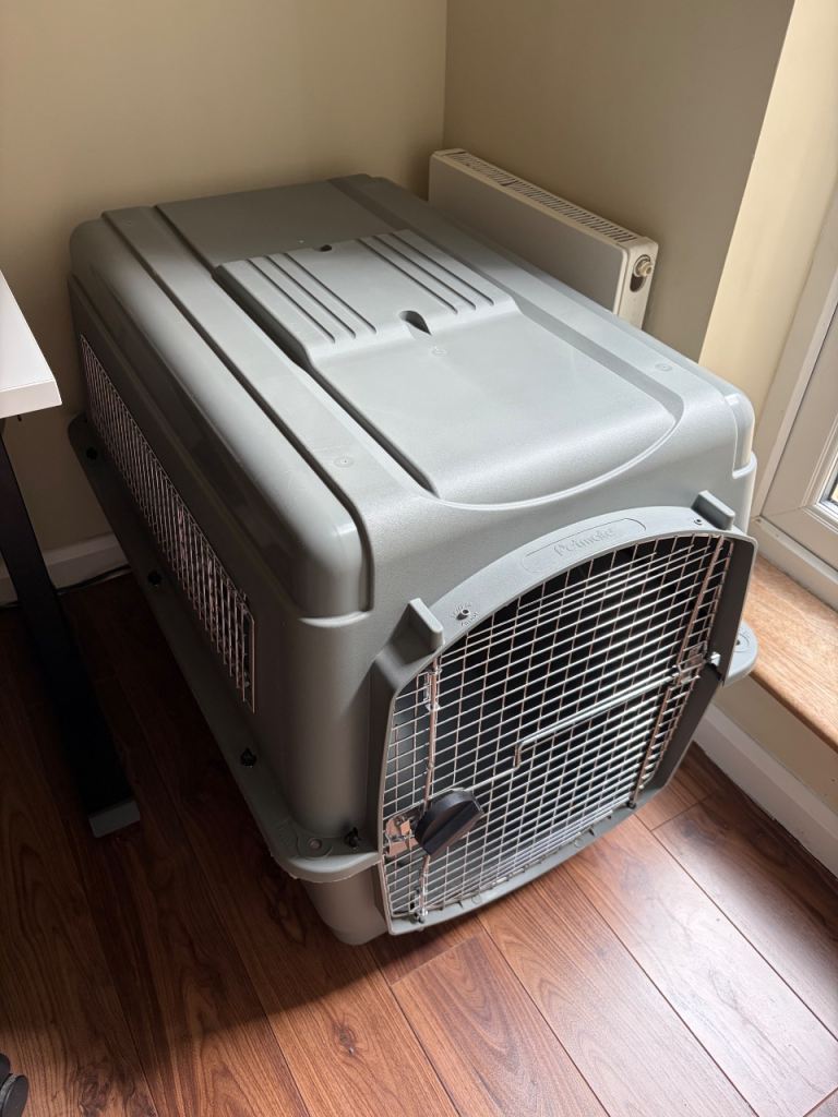 Large Petmate Sky Kennel - airline approved, 40 inch size