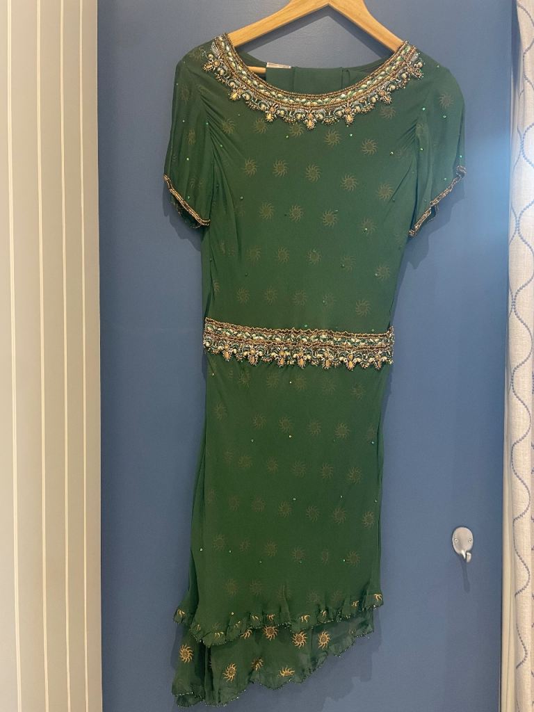 Preloved Indian Suit - 3 Piece Salwar Kameez, size 12-14