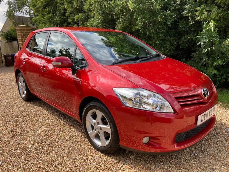 Toyota, AURIS, Hatchback, 2011, Manual, 1329 (cc), 5 doors