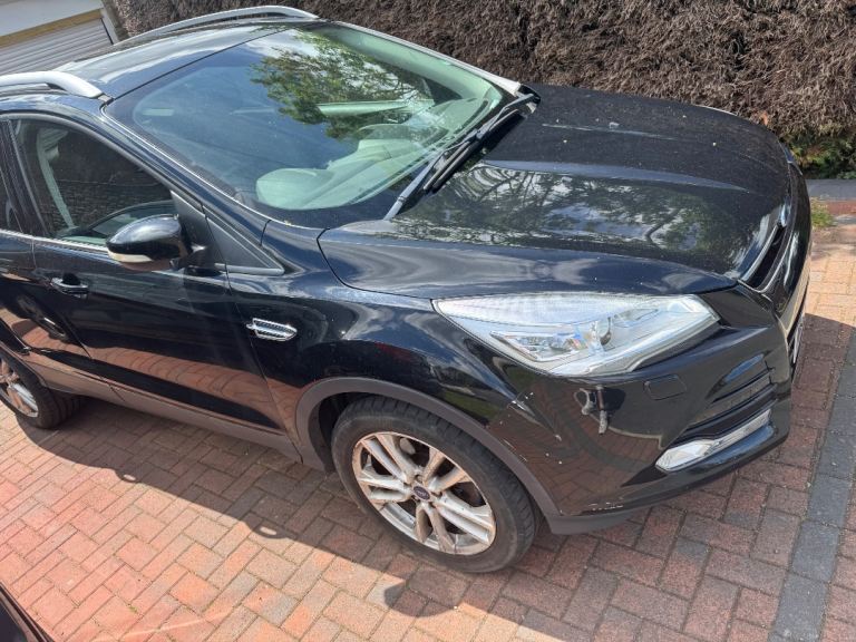 Ford kuga titanium edition 