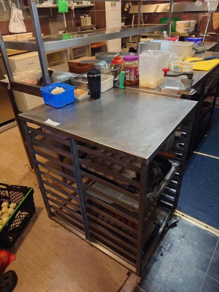 Stainless Steel Commercial Prep Table with Built-In Gastronorm (GN) Racks