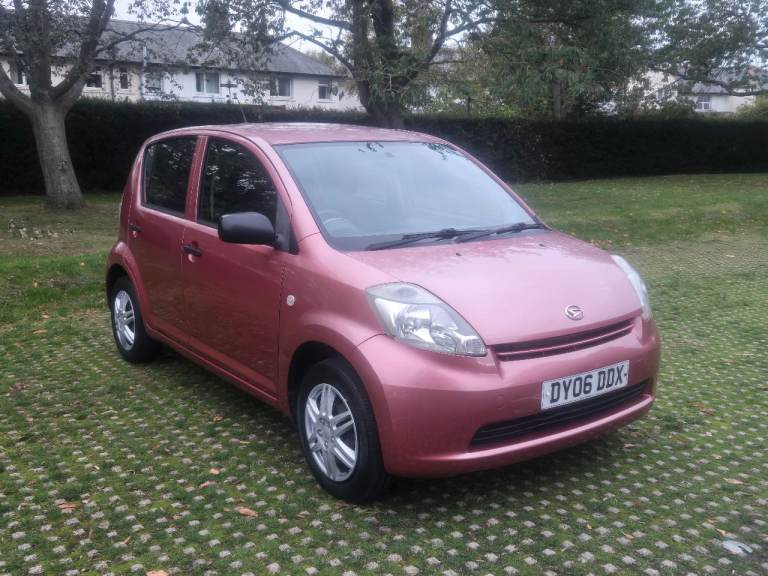 Daihatsu, SIRION, Hatchback, 2006, Manual, 998 (cc), 5 doors