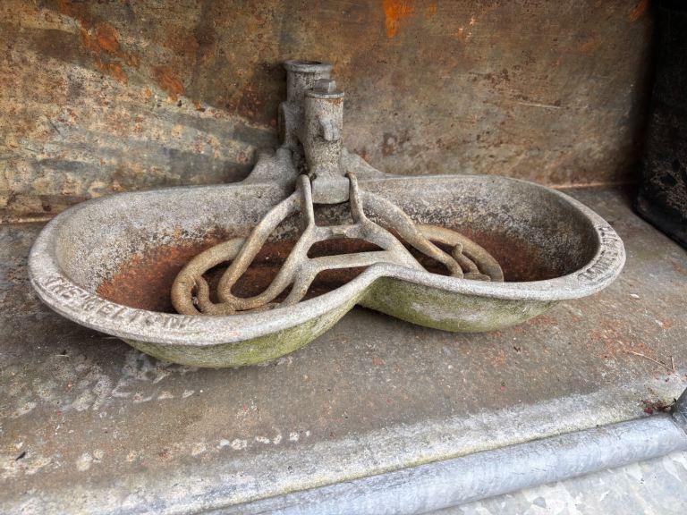 Galvanised Animal Water Trough/Feeder 