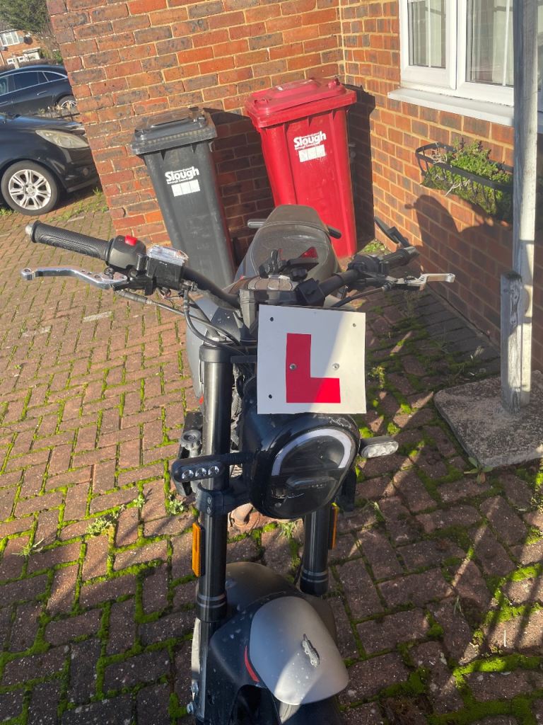 Benelli leoncino 125