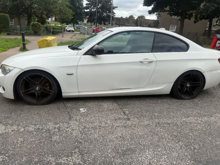 BMW, 3 SERIES, Coupe, 2010, Manual, 1995 (cc), 2 doors