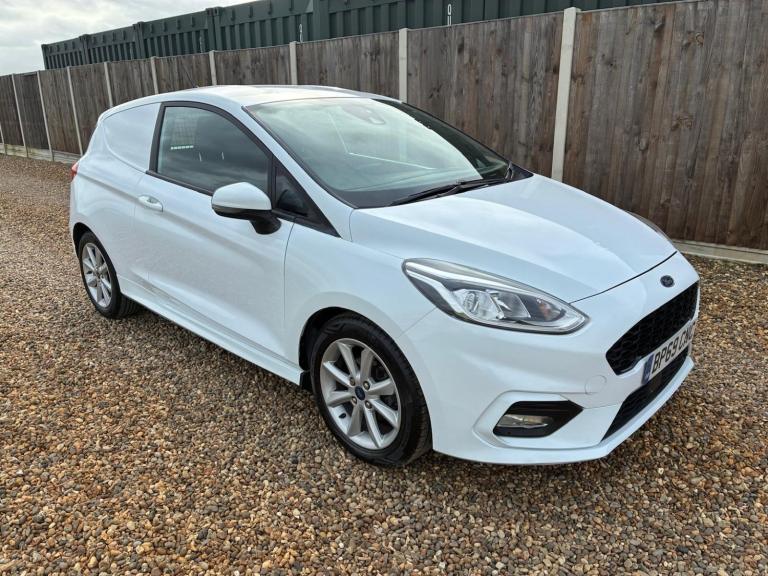 FORD FIESTA VAN 1.5 TDCi Sport 2020