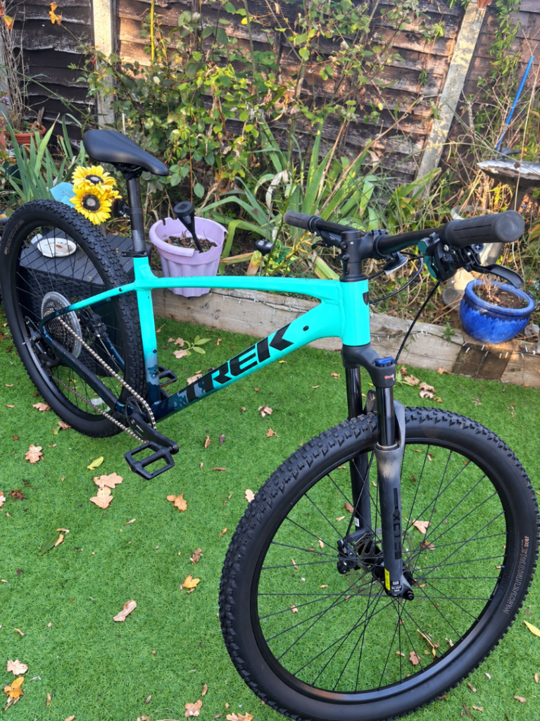 Trek Marlin 5 2027 (Large Frame), £450.00 for Sale in Colliers Wood, London