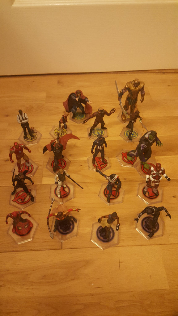 18 marvel avengers super hero disney figures on bases ideal cake toppers bundle 