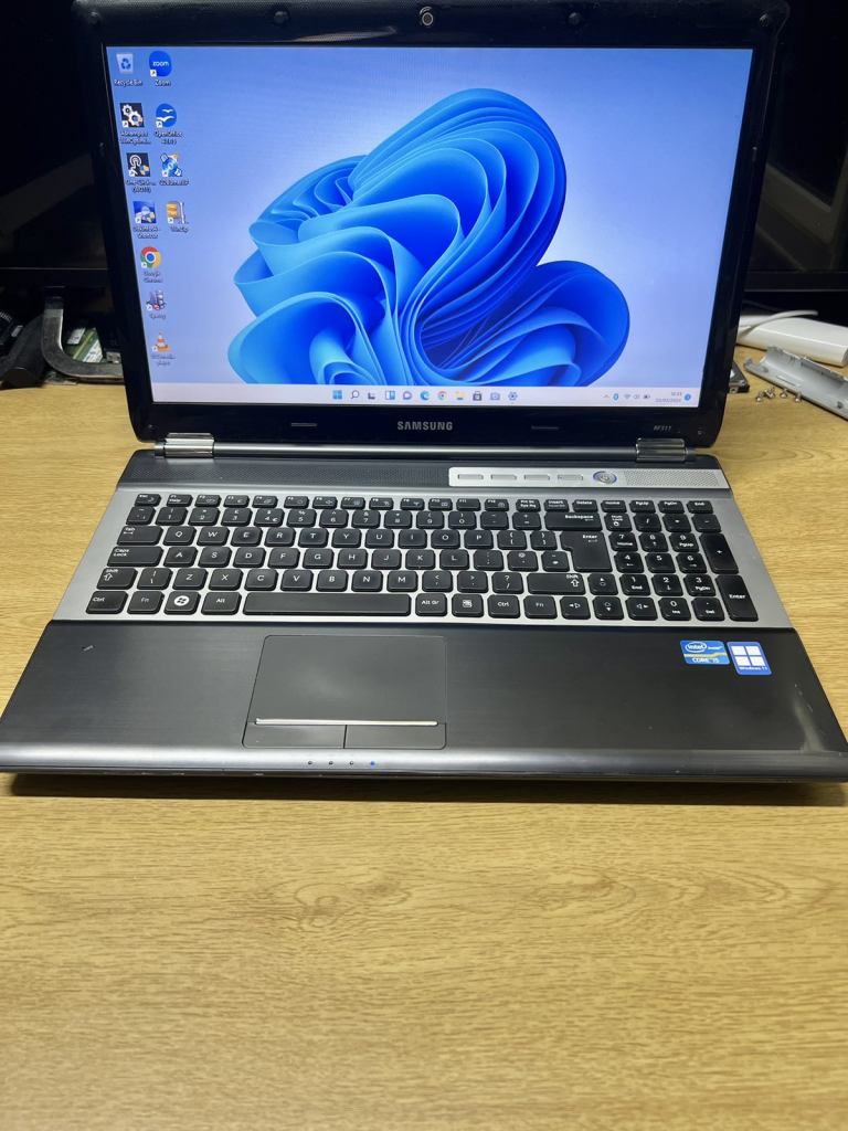 8GB i5 Samsung HD Laptop 1TB(1000GB)Window11,Office,Ready