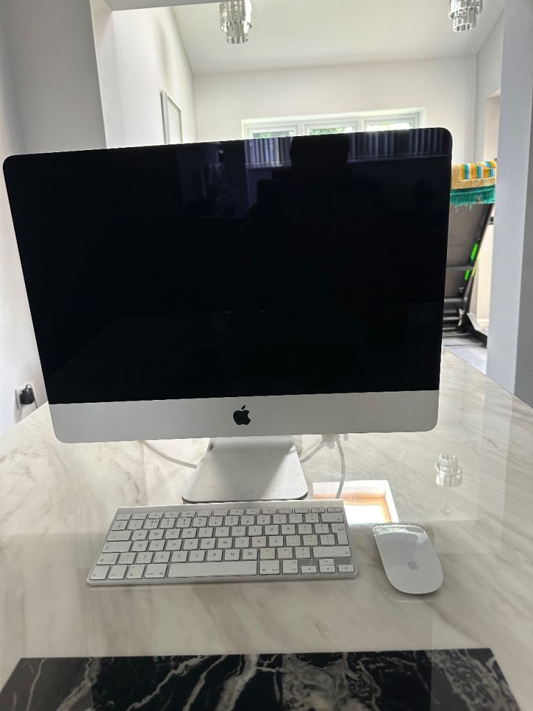 iMac 21.5 inches Late 2012  2.7GHz Inter i5 processor  8GB Memory  1TB Hard Drive