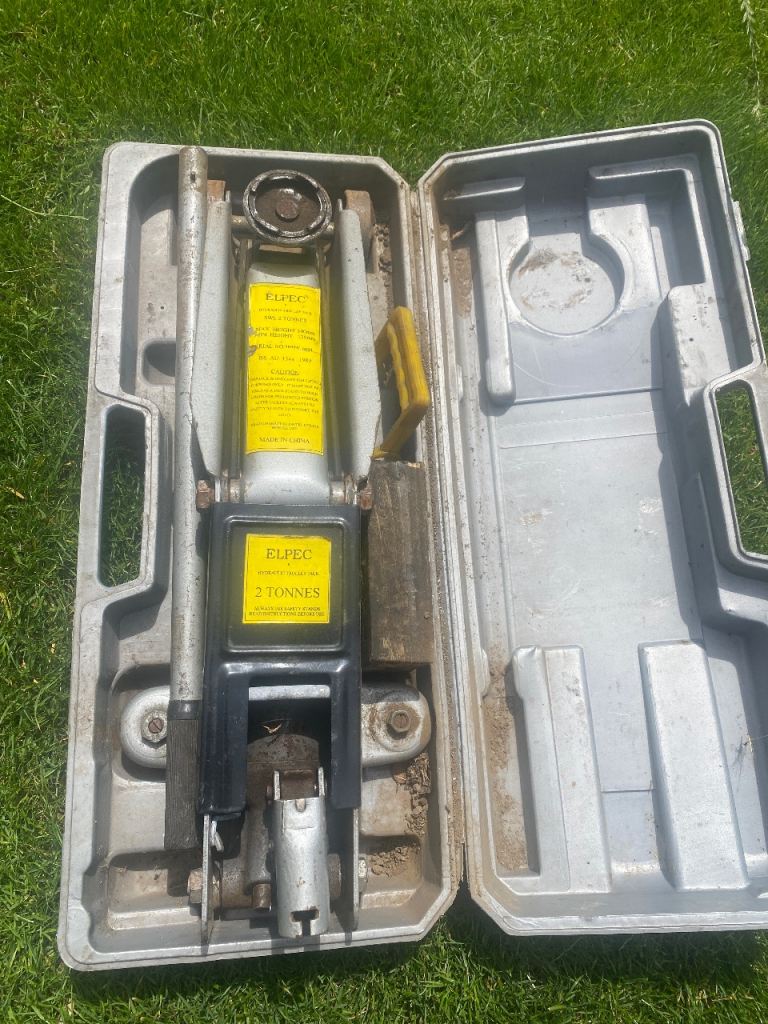 Hydraulic Trolley Jack