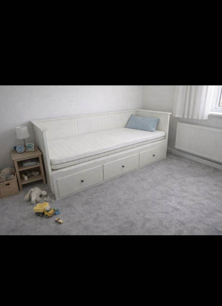 Ikea day bed