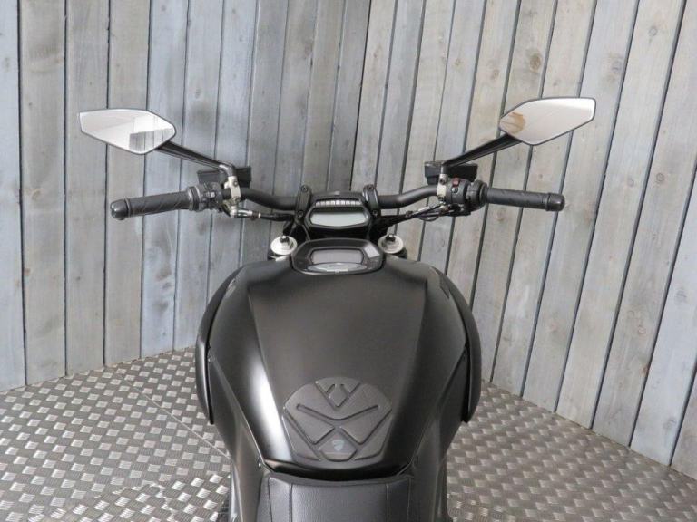 2017 67 DUCATI DIAVEL