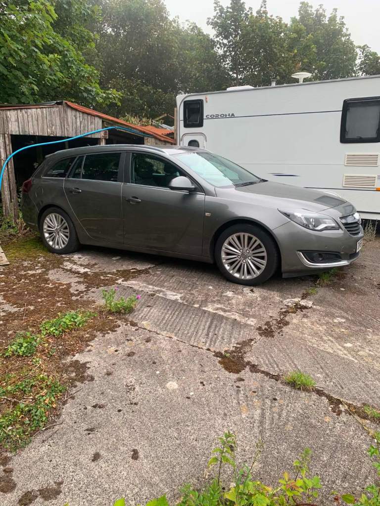 Vauxhall insignia 2016 spares or repair