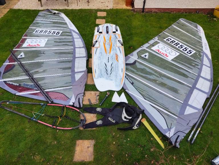 Complete Windsurfing Kit - Gaastra Vapour Sails, F2 Board, Full Carbon Rigging