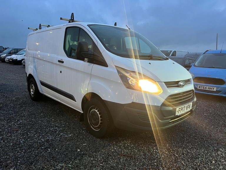2017 Ford Transit Custom 2.0 TDCi 105ps Low Roof Van PANEL VAN Diesel Manual