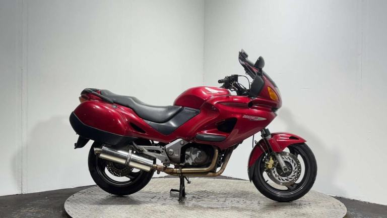 Honda NT650V Deauville 1999 SPARES OR REPAIR PROJECT BIKE 650CC PARTS BIKE 650CC