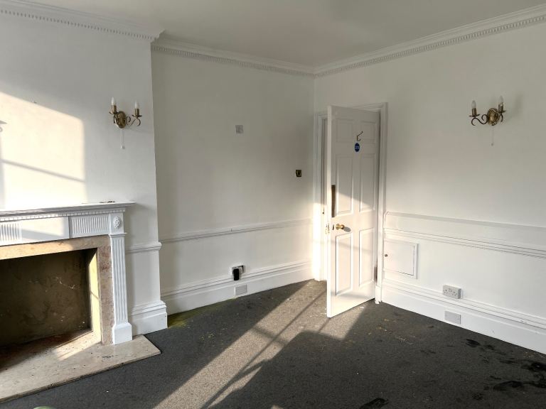 New affordable artists studios and creative office spaces with plenty of natural light - Borough SE1