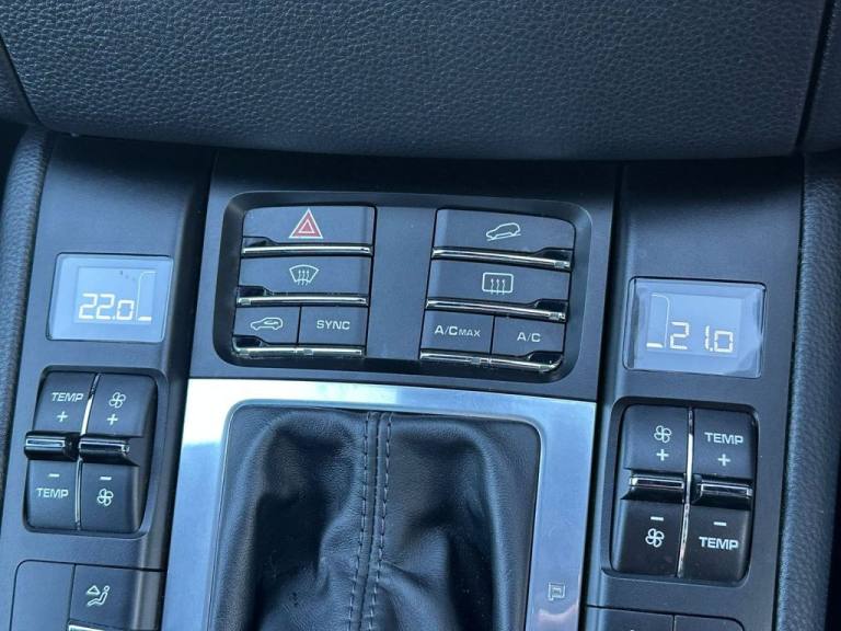 2018 Porsche Macan 2.0T SUV 5dr Petrol PDK 4WD Euro 6 (s/s) (252 ps) ESTATE Petrol Automatic