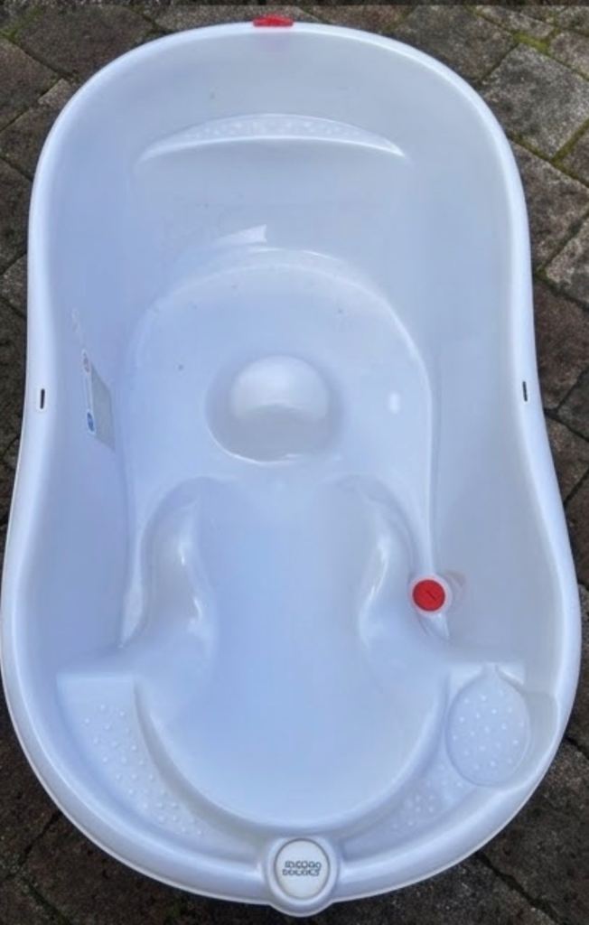 Mamas and Papas baby bath tub