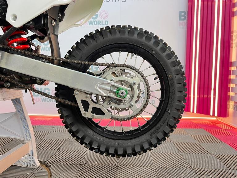 Kawasaki KX 85 2019 - Bud Racing Edition - 20 Genuine Hours 