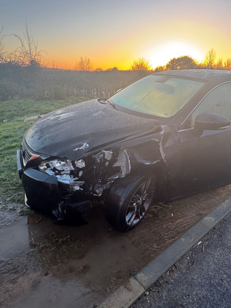 Lexus, CT, Hatchback, 2012, – Damaged but Drivable – Repairable / Semi-Auto, 1798 (cc), 5 doors