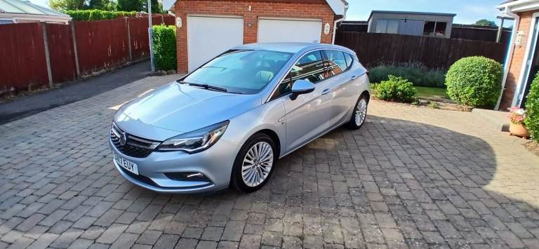 Vauxhall, ASTRA, Hatchback, 2017, Manual, 1598 (cc), 5 doors