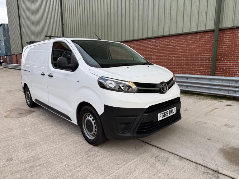 2019 Toyota ProAce 1.5D 120 Active Van MWB 2019/69 Plate PANEL VAN Diesel Manual