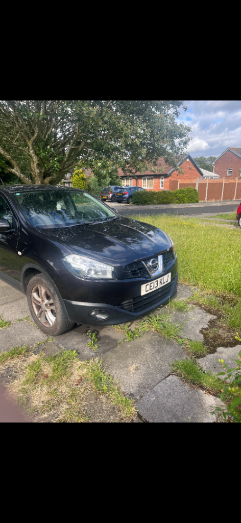 Nissan Qashqai Black 2013 Model – Good Runner