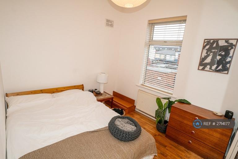3 bedroom house in Pascal Street, Manchester, M19 (3 bed) (#2714177)