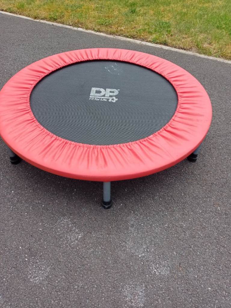 Fitness trampoline 