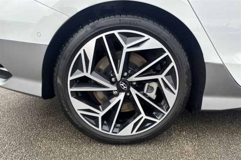 2025 Hyundai IONIQ 6 168kW Ultimate 77kWh 4dr Auto SALOON ELECTRIC Automatic