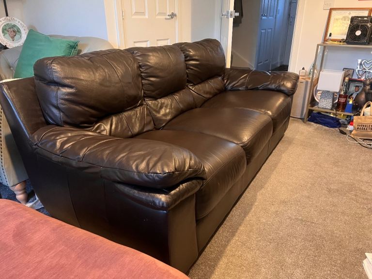 Leather sofa 