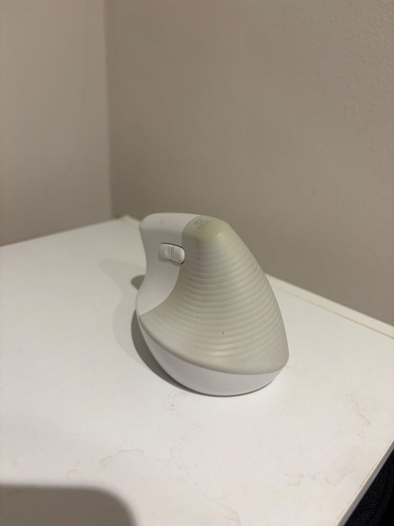 Logitech Lift Ergonomic Vertical Mouse - White