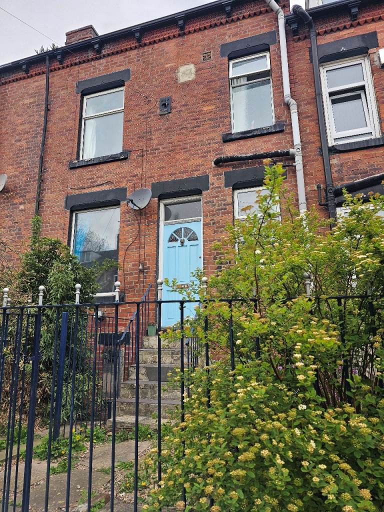 House for professionals/students